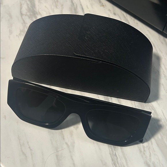 Black Prada Sunglasses with Case - Picture 1 of 4